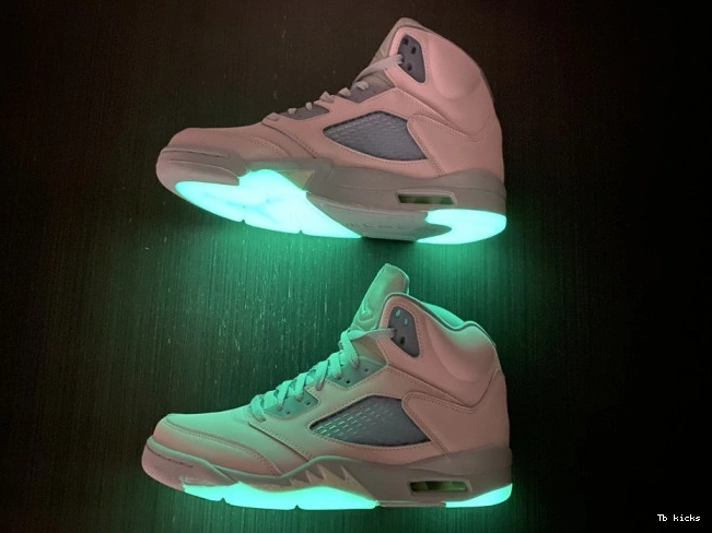Rep TBK Easter DV0562-600 Air 5 Jordan 0731